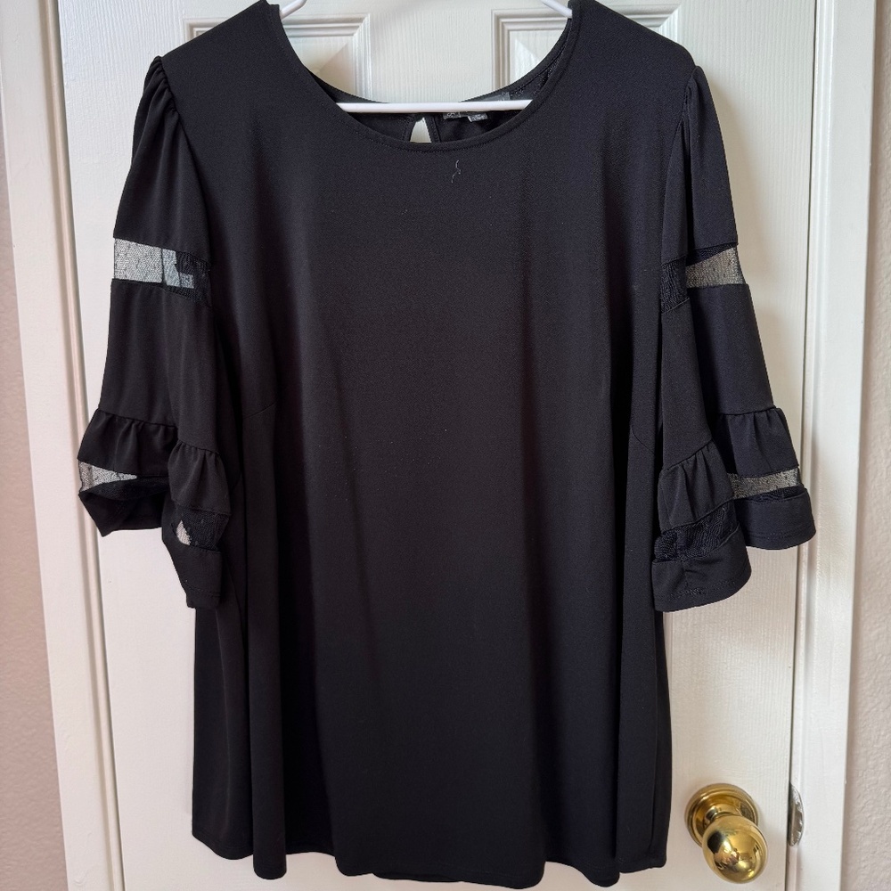 Black Segmented Mesh Sleeve Blouse
